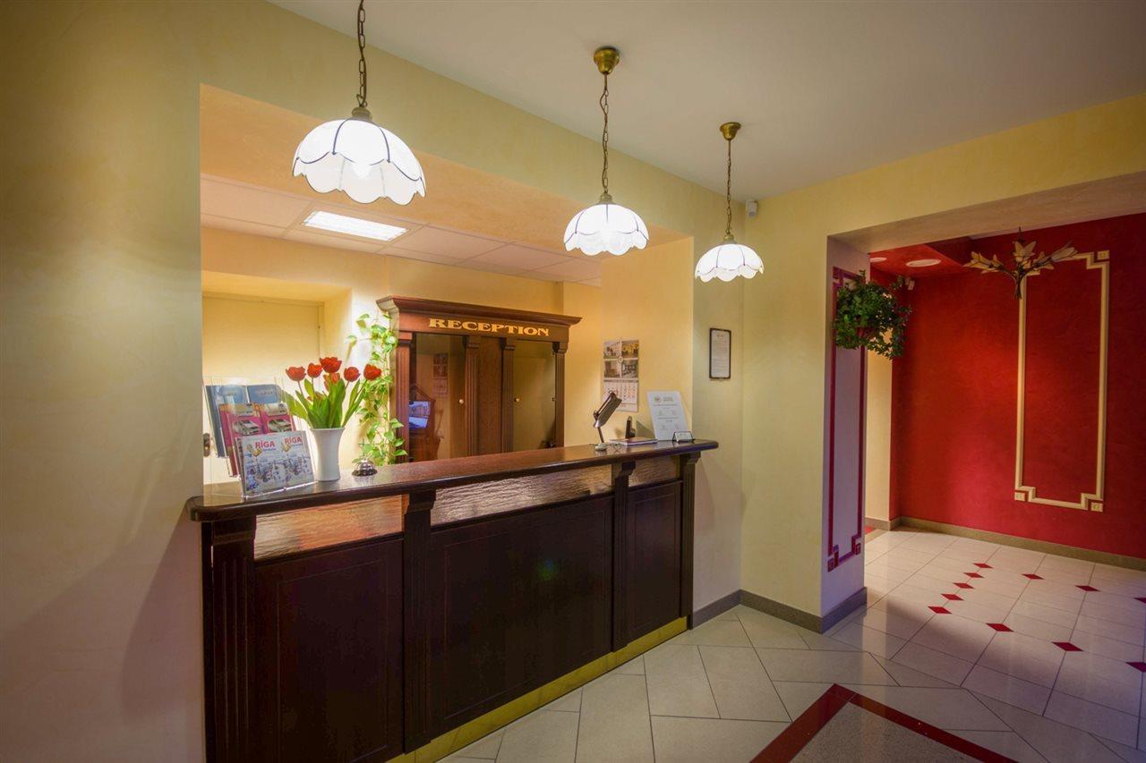 Apalenis Hotel Riga Ngoại thất bức ảnh