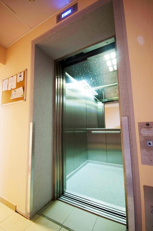 Apalenis Hotel Riga Ngoại thất bức ảnh